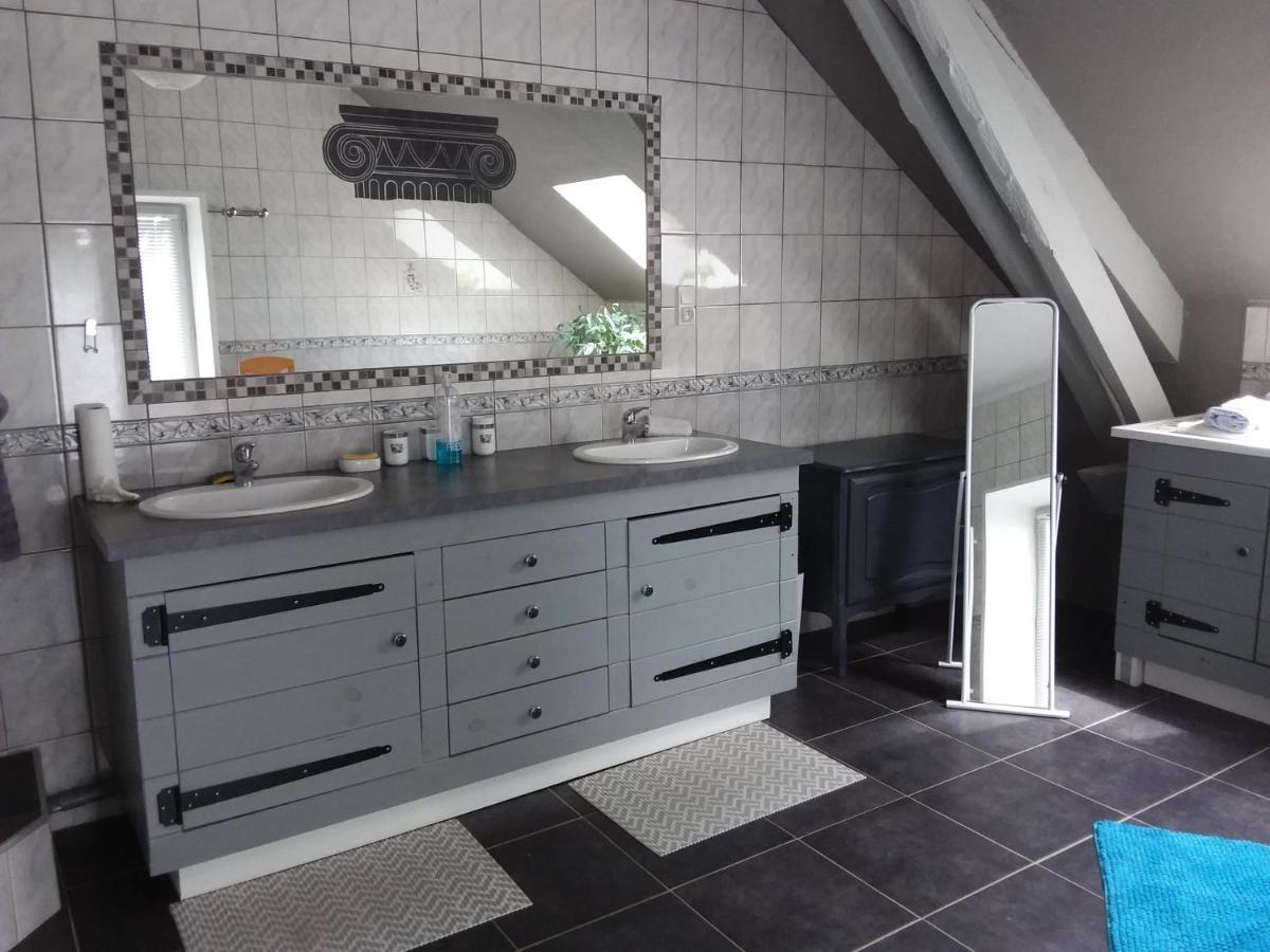 Gite De La Maison Bleue Villa Mirandol-Bourgnounac Eksteriør bilde