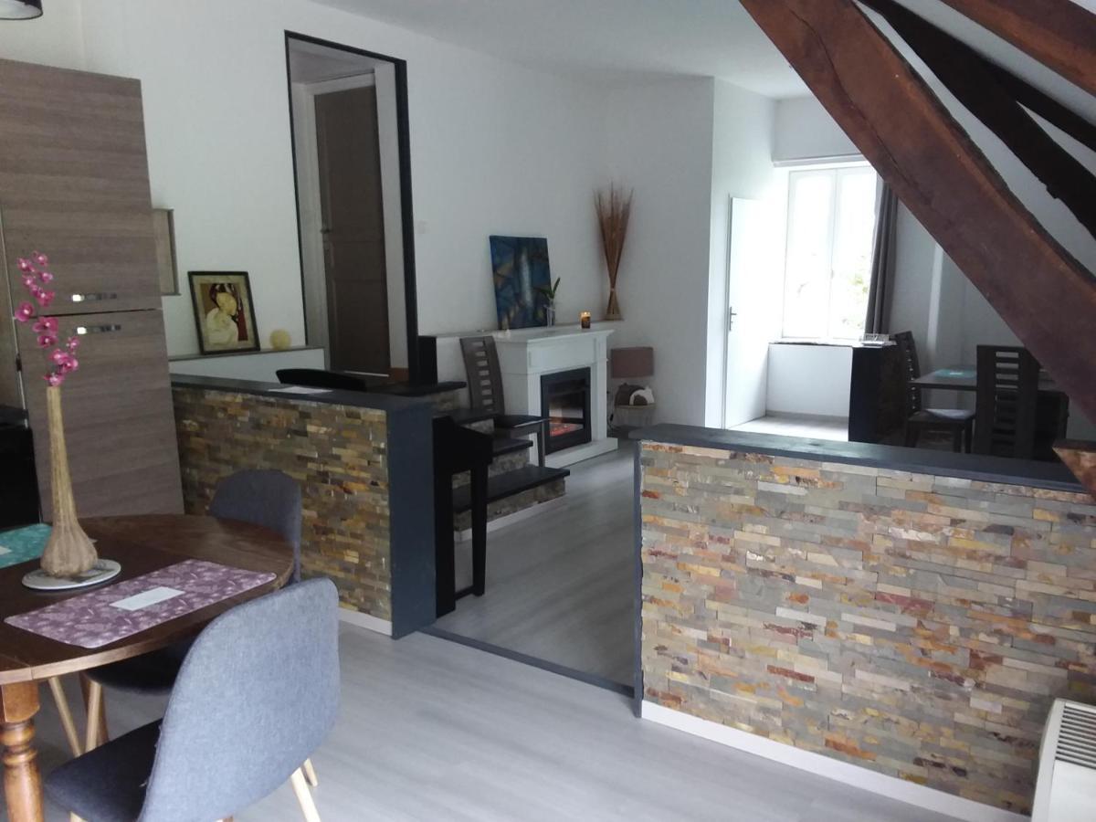 Gite De La Maison Bleue Villa Mirandol-Bourgnounac Eksteriør bilde
